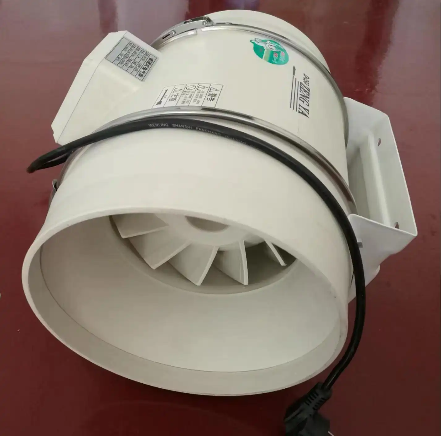 How does a Mixed Flow Fan Work?